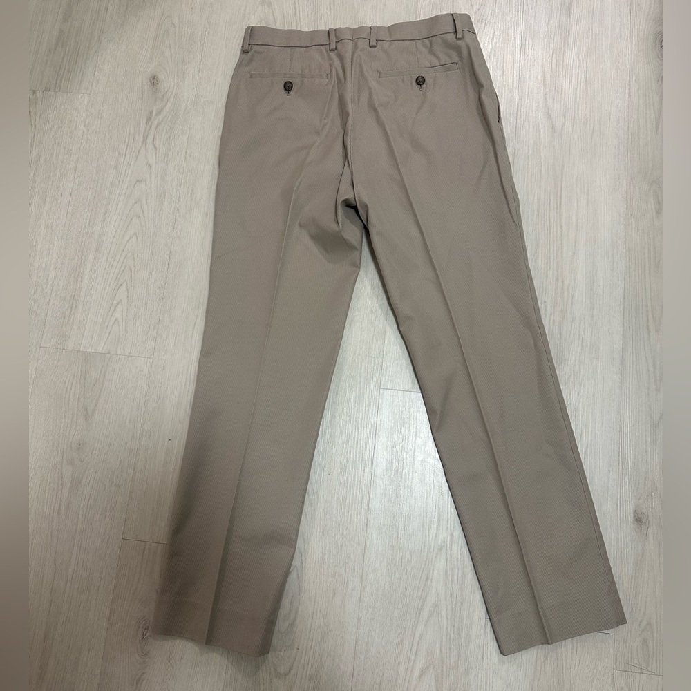 Banana Republic Men's Tan Dress Trousers - Picture 2 of 7